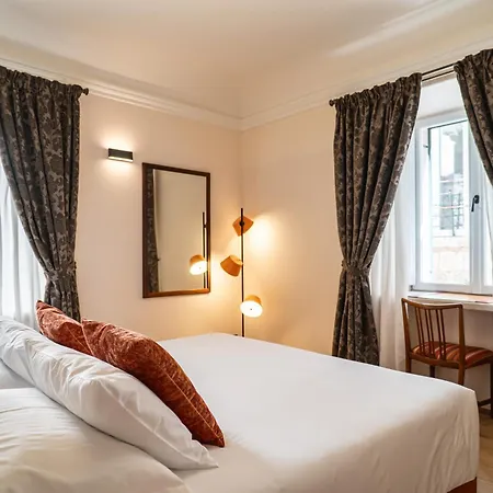 Otel 7oaks Noble House