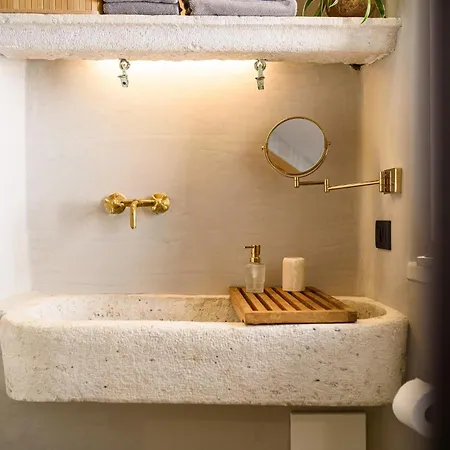 Szálloda 7oaks Noble House